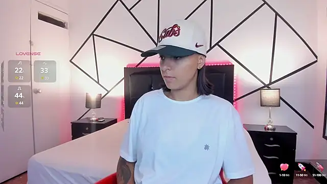 Liiam smith  online show from February 2025 11:57:02 AM