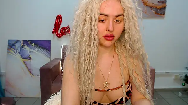 MissisCaty online show from February 2025 02:17:02 AM