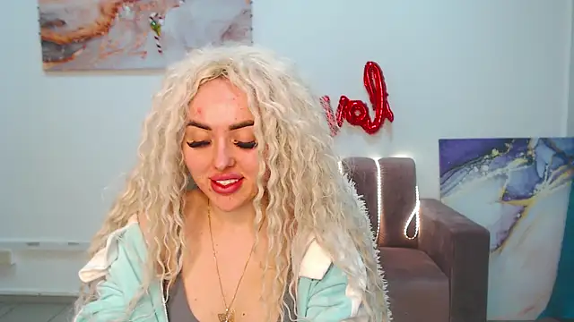 MissisCaty online show from February 2025 10:43:02 PM