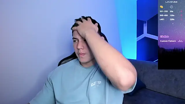 JamesCr  online show from January 2026 03:45:02 AM