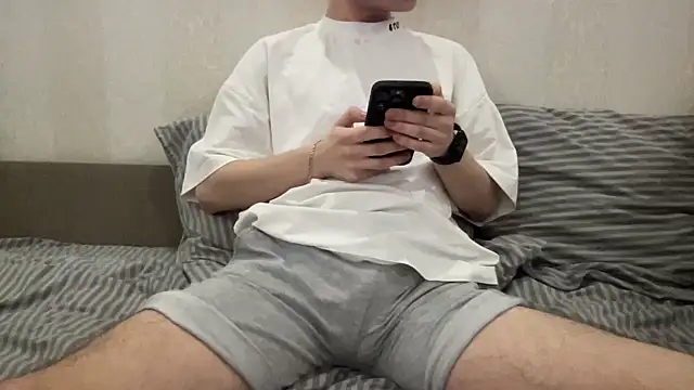 Snapshot of jaketwinkk chatting on January 2025 09:59:01 PM jaketwinkk online show from January 2025 09:59:01 PM