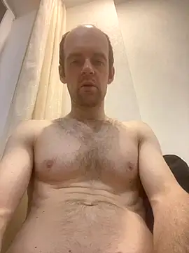 LynnAhNight online show from October 2025 03:14:01 AM