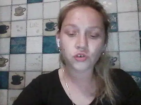 Snapshot of Anna_wey chatting on June 2026 07:29:01 PM Anna wey online show from June 2026 07:29:01 PM