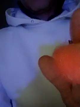 ANGELSANTAMARIA- online show from November 2025 06:01:01 PM