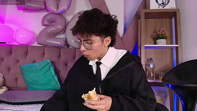 PepperTwink online show from January 2026 04:33:02 PM