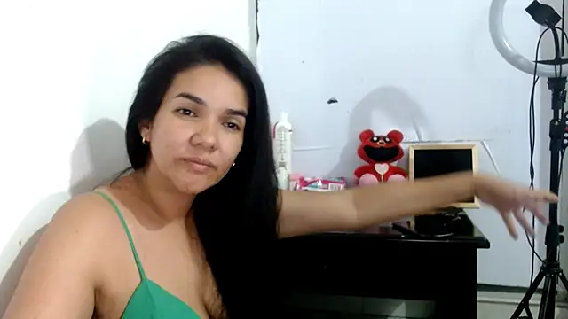 tezza smith online show from February 2025 03:55:02 AM