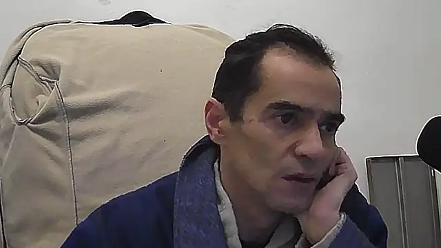 ReyDeBotones online show from March 2026 12:08:01 AM