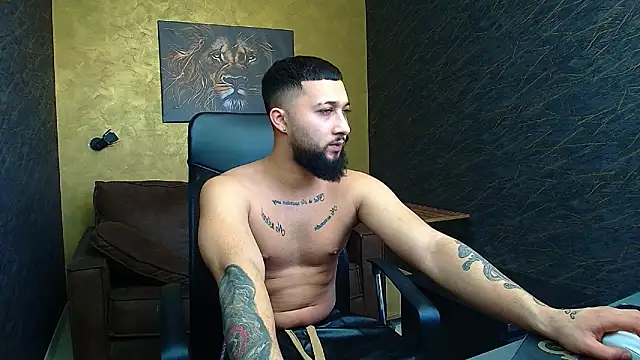 Snapshot of JaceZachary chatting on March 2025 01:10:02 PM JaceZachary online show from March 2025 01:10:02 PM