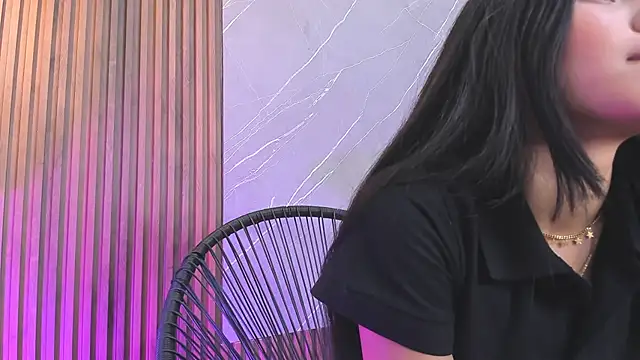 ariana jhonson1 online show from February 2025 12:31:01 PM