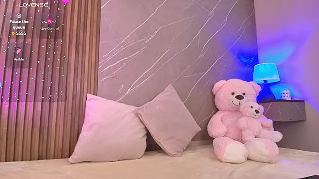 ariana jhonson1 online show from January 2026 12:09:02 PM