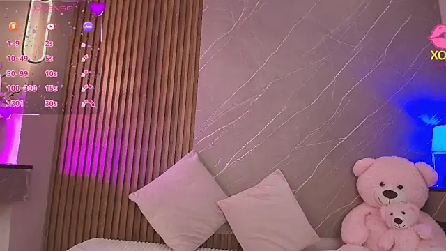 ariana jhonson1 online show from April 2026 12:33:01 PM