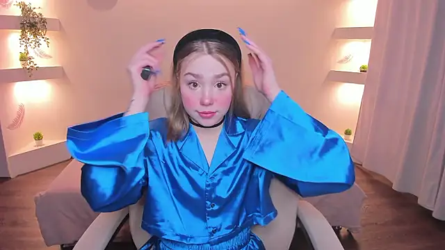 YourMegan online show from March 2026 05:27:01 PM