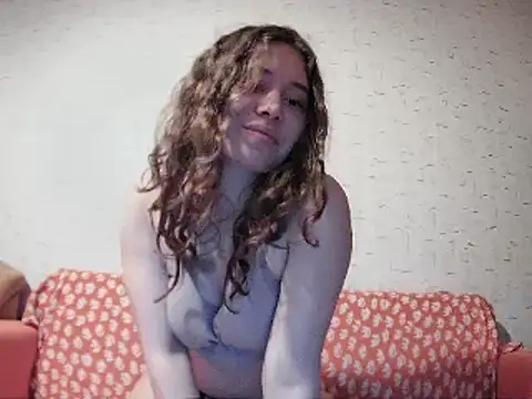 Snapshot of girliemilk chatting on March 2025 05:23:02 PM girliemilk online show from March 2025 05:23:02 PM