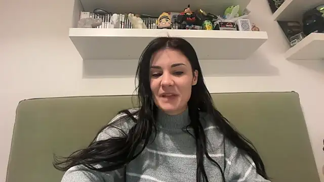 Snapshot of Petitecookie chatting on March 2026 05:52:01 PM Petitecookie online show from March 2026 05:52:01 PM