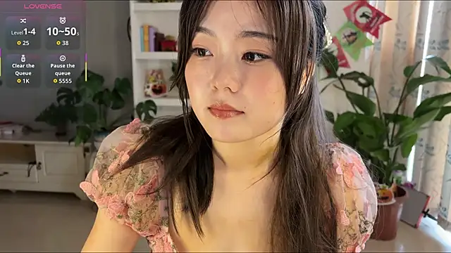 Snapshot of nanaliu6 chatting on October 2025 01:06:02 AM nanaliu6 online show from October 2025 01:06:02 AM