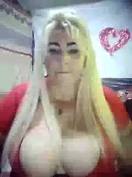 Snapshot of BonniAdams chatting on February 2025 01:31:01 AM BonniAdams online show from February 2025 01:31:01 AM