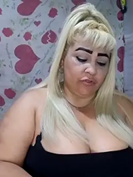 Snapshot of BonniAdams chatting on November 2025 05:44:02 PM BonniAdams online show from November 2025 05:44:02 PM