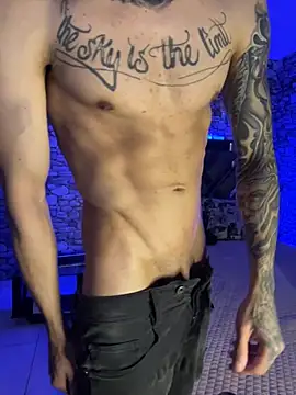 Walker Thomas1 online show from March 2025 07:05:01 PM