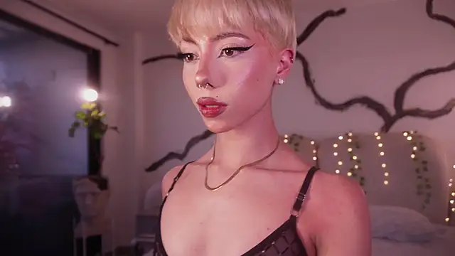 soidai miiu online show from September 2025 10:46:02 PM