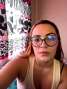 JessyCream online show from September 2025 06:57:01 PM