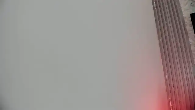 Ashlyaurora online show from April 2026 05:01:02 AM