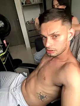 Snapshot of Fitmanx chatting on November 2025 08:10:01 PM Fitmanx online show from November 2025 08:10:01 PM