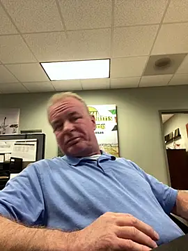 Snapshot of hintly chatting on March 2026 10:16:02 PM hintly online show from March 2026 10:16:02 PM