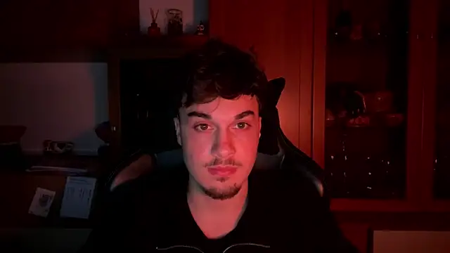 NaplesGuy04 online show from February 2025 11:15:01 PM