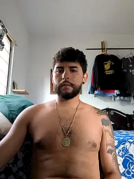 Snapshot of dickman10 chatting on February 2025 10:43:01 PM dickman10 online show from February 2025 10:43:01 PM