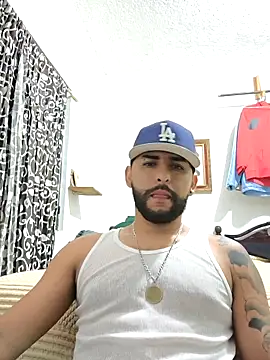 Snapshot of dickman10 chatting on February 2025 04:39:01 AM dickman10 online show from February 2025 04:39:01 AM