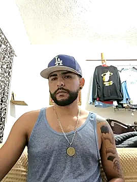 Snapshot of dickman10 chatting on February 2025 04:05:02 AM dickman10 online show from February 2025 04:05:02 AM