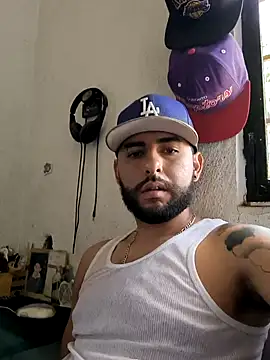 Snapshot of dickman10 chatting on March 2025 10:13:02 PM dickman10 online show from March 2025 10:13:02 PM