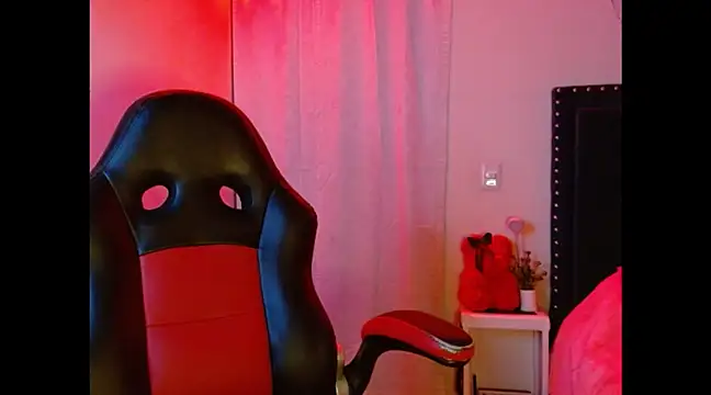 SallyWhitee online show from March 2025 03:13:01 AM