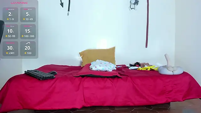 aurora cullen  online show from February 2026 11:40:01 AM