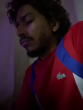 Mineirinho043 online show from February 2026 11:47:02 PM