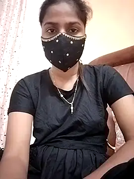 Snapshot of fuungirl38 chatting on November 2025 04:49:01 PM fuungirl38 online show from November 2025 04:49:01 PM