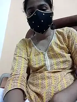 Snapshot of fuungirl38 chatting on November 2025 05:47:02 PM fuungirl38 online show from November 2025 05:47:02 PM