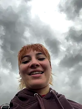 Maggie Geller online show from October 2025 07:11:01 PM