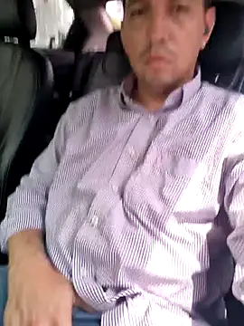 reyarturs13 online show from February 2025 05:10:02 PM