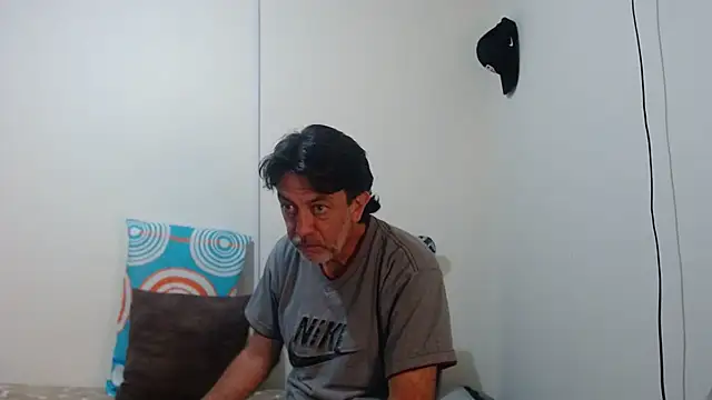 jeans and emma online show from March 2026 11:26:02 PM