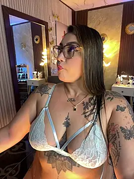 Madissonlove 1 online show from July 2026 10:12:02 PM