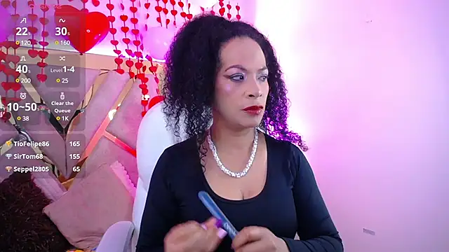 Cintiia Holmes online show from February 2025 11:33:02 AM