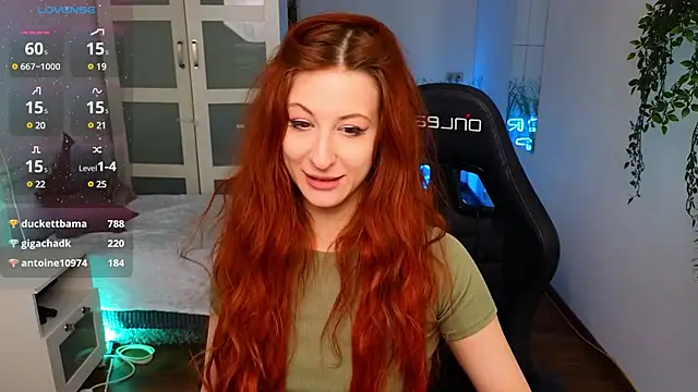 Snapshot of Katy_diamond_ chatting on February 2025 02:32:01 PM Katy diamond online show from February 2025 02:32:01 PM