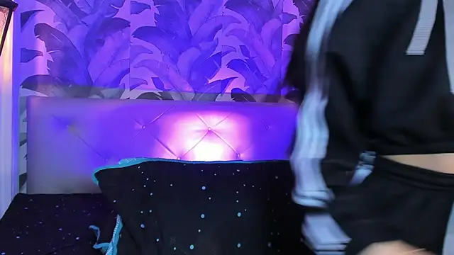 Snapshot of Sami_Evanns chatting on October 2025 03:06:02 AM Sami Evanns online show from October 2025 03:06:02 AM