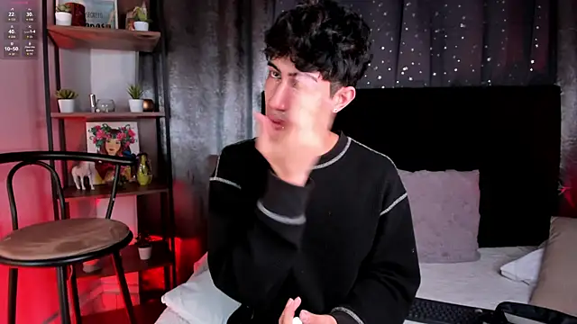 NovaaWheler online show from October 2025 02:45:02 PM