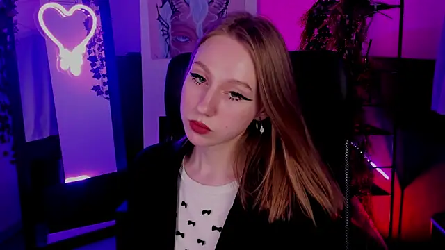 Snapshot of DariaTate chatting on February 2025 09:15:01 AM DariaTate online show from February 2025 09:15:01 AM