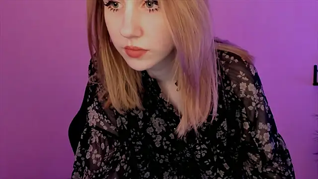 Snapshot of DariaTate chatting on February 2025 06:19:01 PM DariaTate online show from February 2025 06:19:01 PM