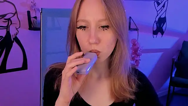 Snapshot of DariaTate chatting on September 2025 02:30:02 PM DariaTate online show from September 2025 02:30:02 PM