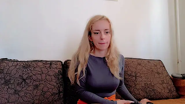 ChristiHanson online show from March 2026 09:25:02 AM