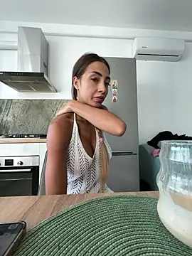 BonyBon29 online show from September 2025 05:20:01 AM